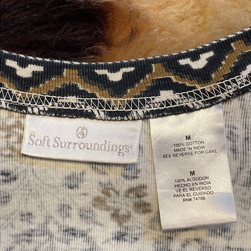 Soft Surroundings Short Sleeve Shirt‎ - Picture 5 of 8